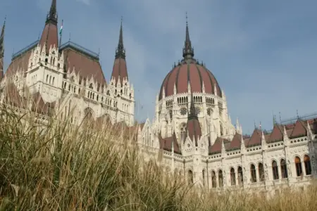 Descoperiți comorile Ungariei pe autostradă cu vinietă!